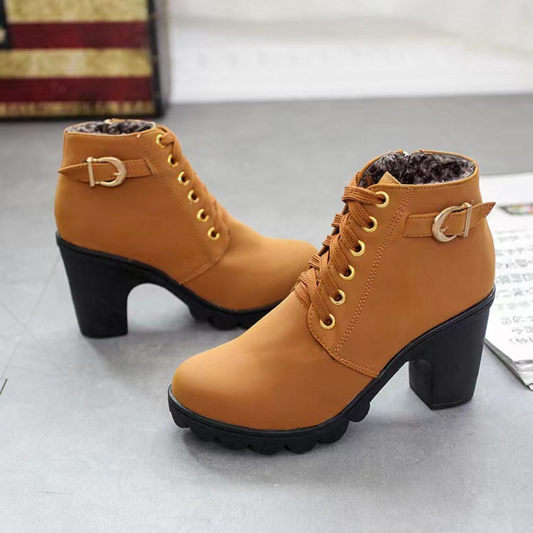 Mara - Botas de tacón ancho con forro de piel