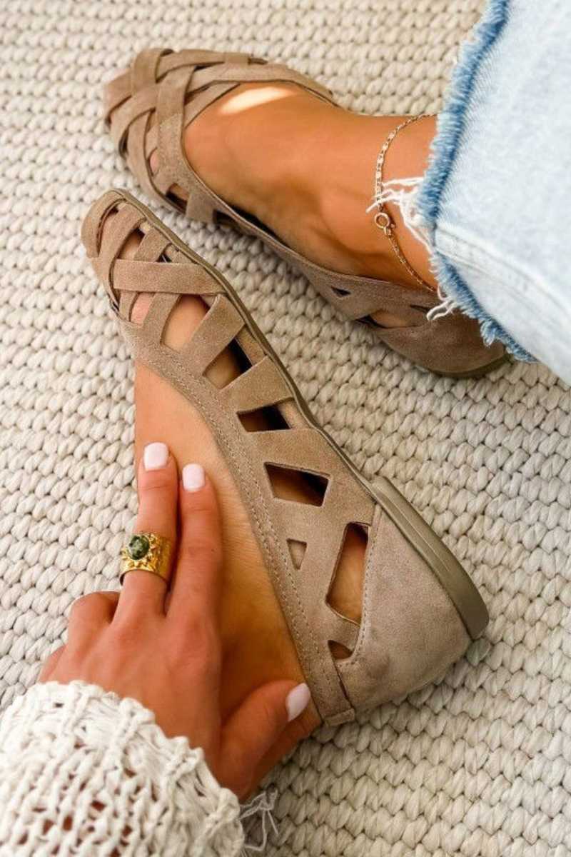 Kinsley - Sandalias Planas Tejidas con Calados
