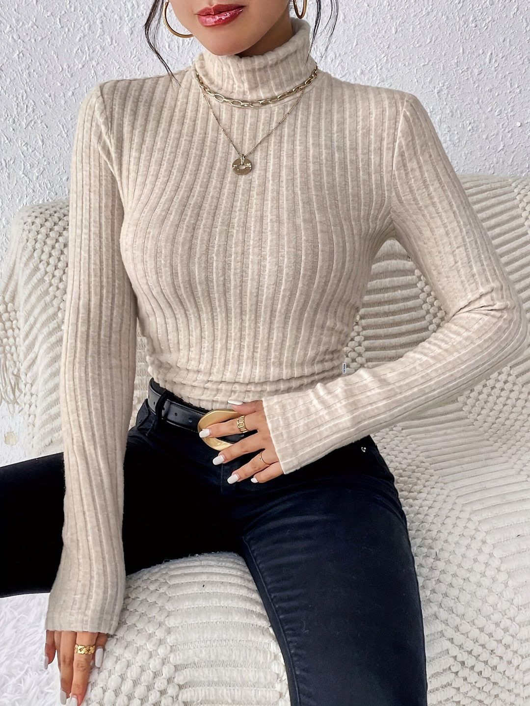 Amity - Suéter suave de cuello alto
