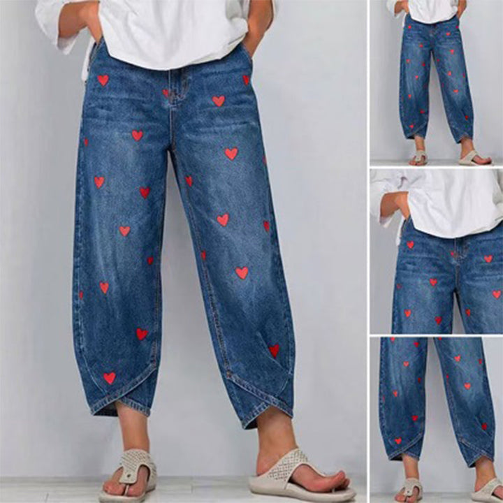 Arabella - Jeans de pierna curva con estampado de corazones
