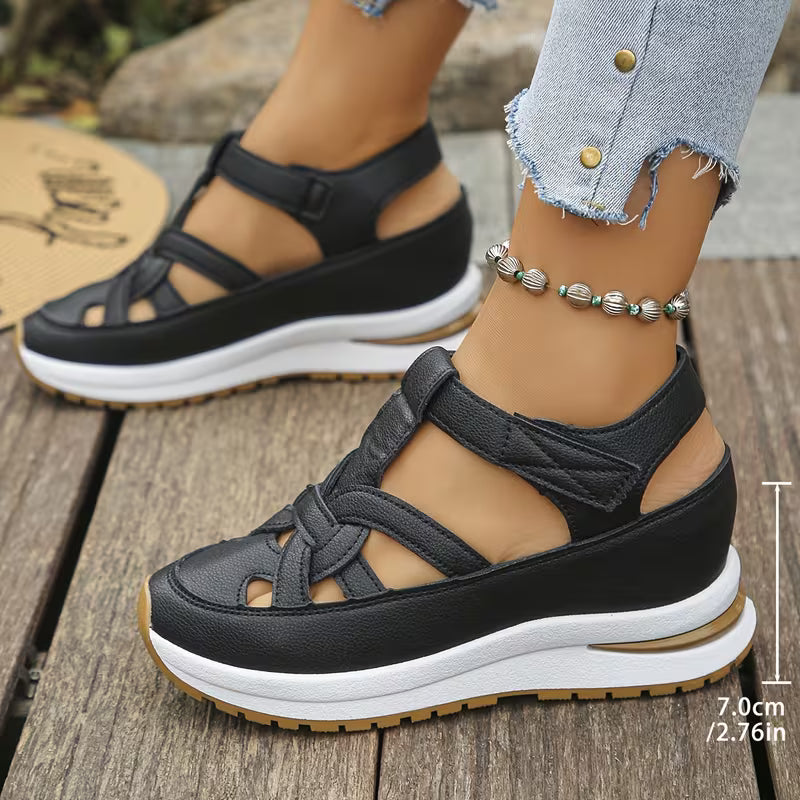 Novessia - Sandalias de cuña con plataforma y detalle calado