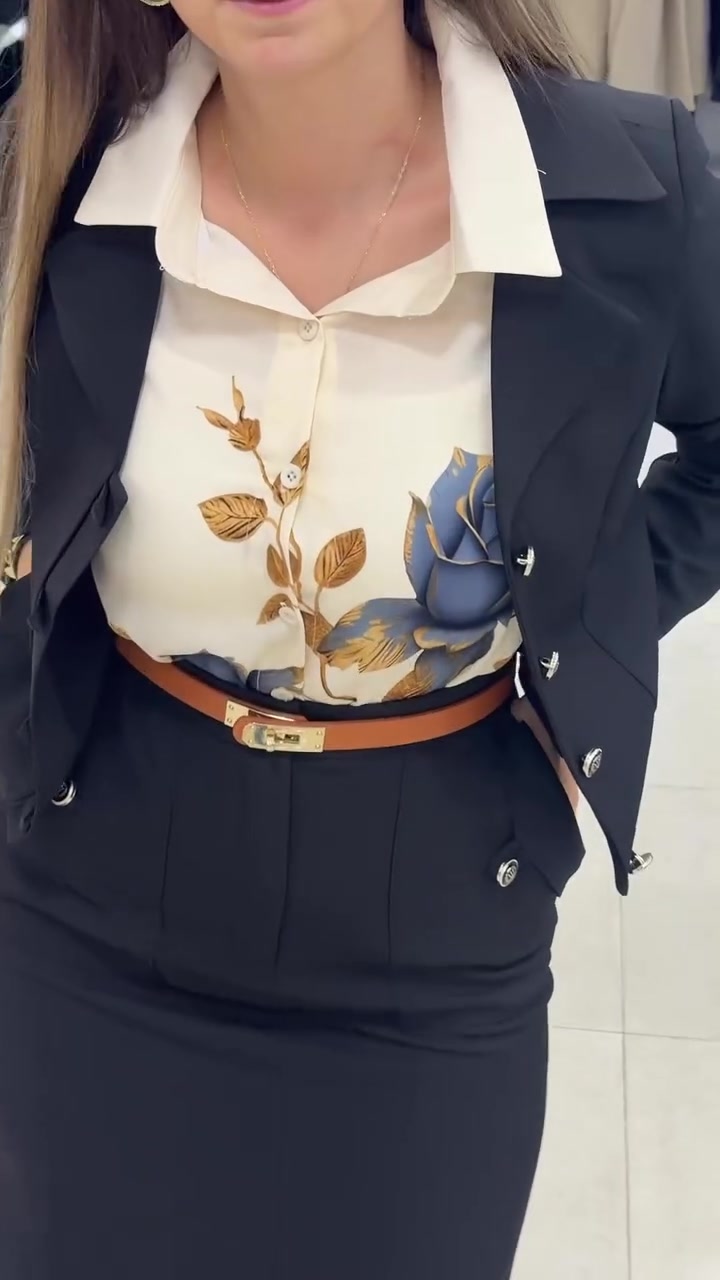 Xavina - Conjunto de blazer y falda hecho a la medida