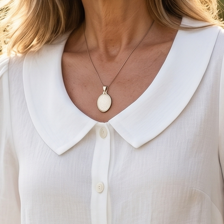 Phaelyn - Blusa ligera con cuello redondo