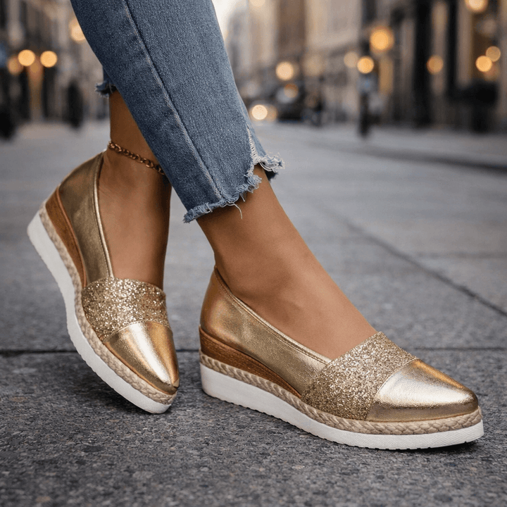 Kirsty - Zapatillas de cuña brillantes