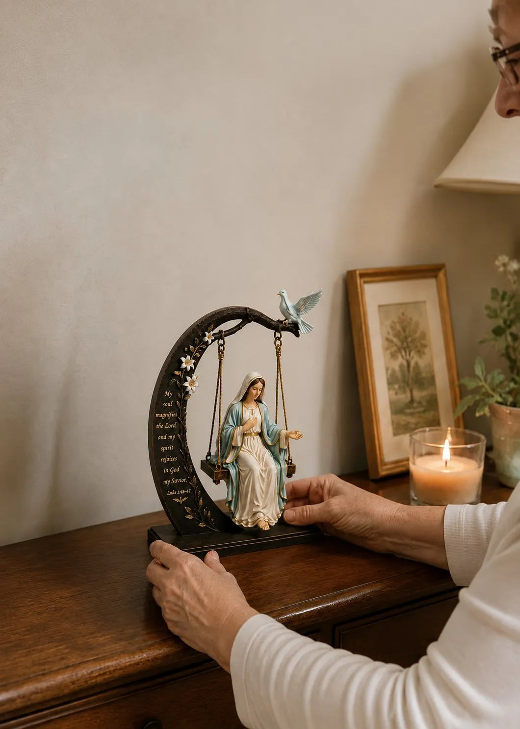 Calienne - Estatua de mesa de Nuestra Señora en columpio