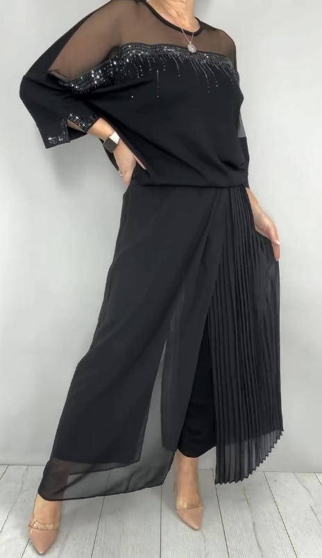 Caia - Conjunto de dos piezas con pantalón y apliques decorativos