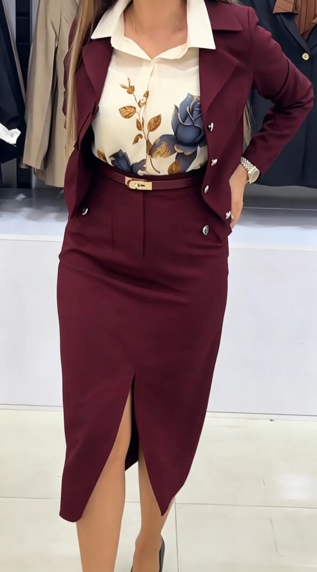 Xavina - Conjunto de blazer y falda hecho a la medida
