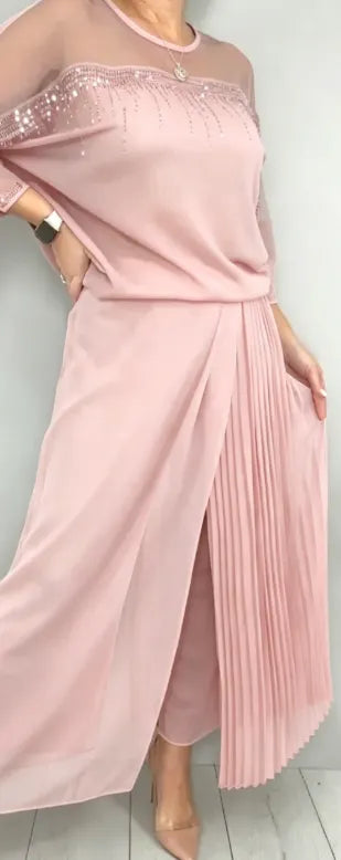 Caia - Conjunto de dos piezas con pantalón y apliques decorativos