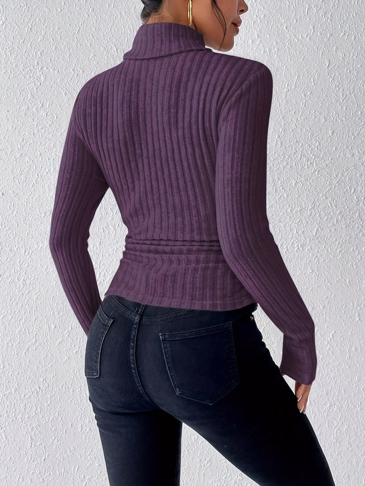 Amity - Suéter suave de cuello alto