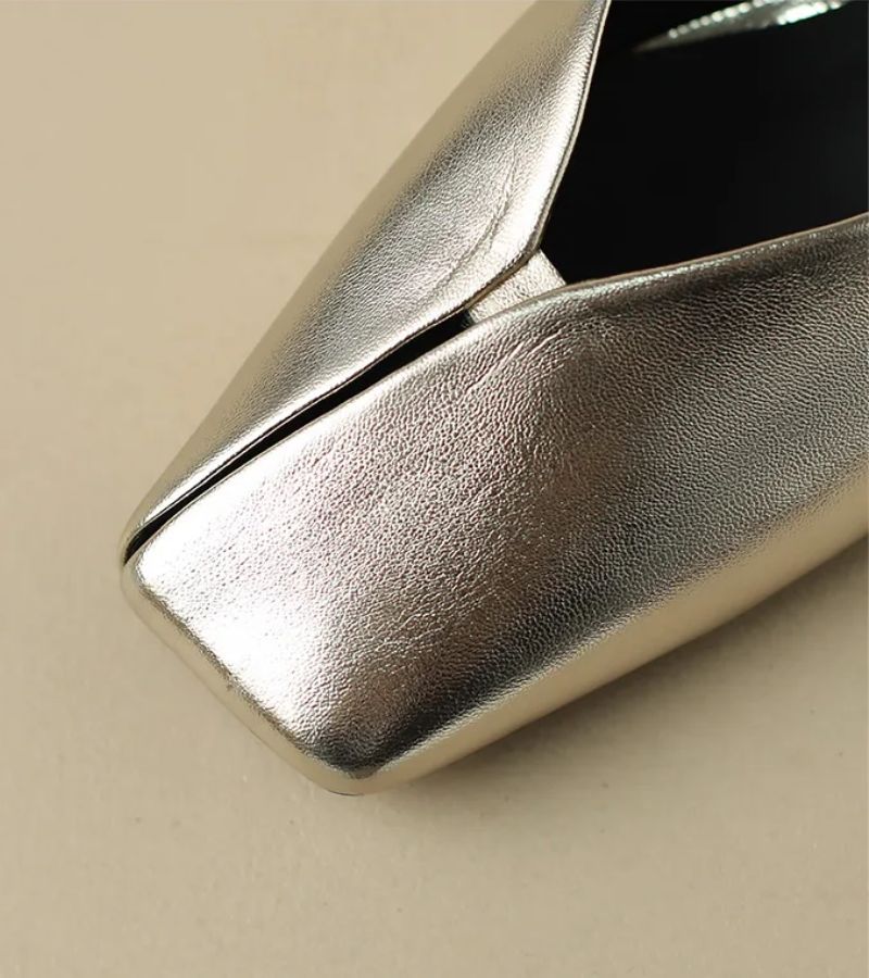 Camellia - Mule de punta cuadrada premium