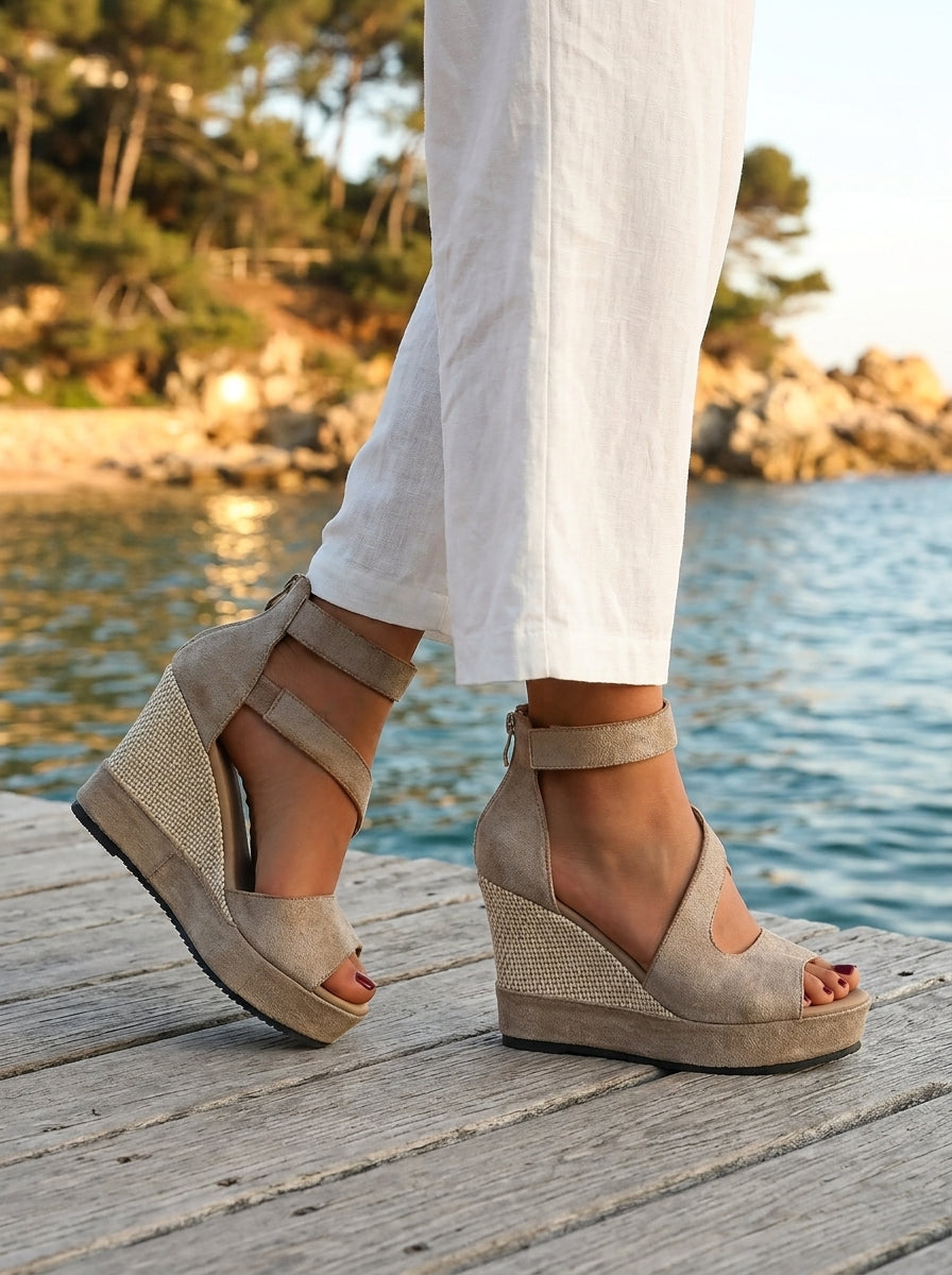 Clarisse - Sandalias de cuña acolchadas