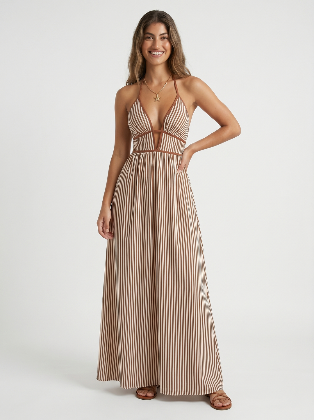 Lilliet - Maxivestido escultural con escote halter