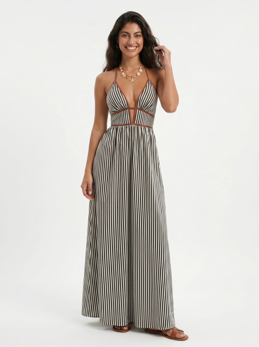 Lilliet - Maxivestido escultural con escote halter