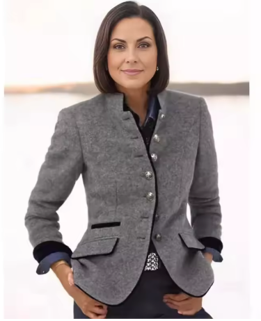 Violeta - Chamarra ultraligera de cuello alto