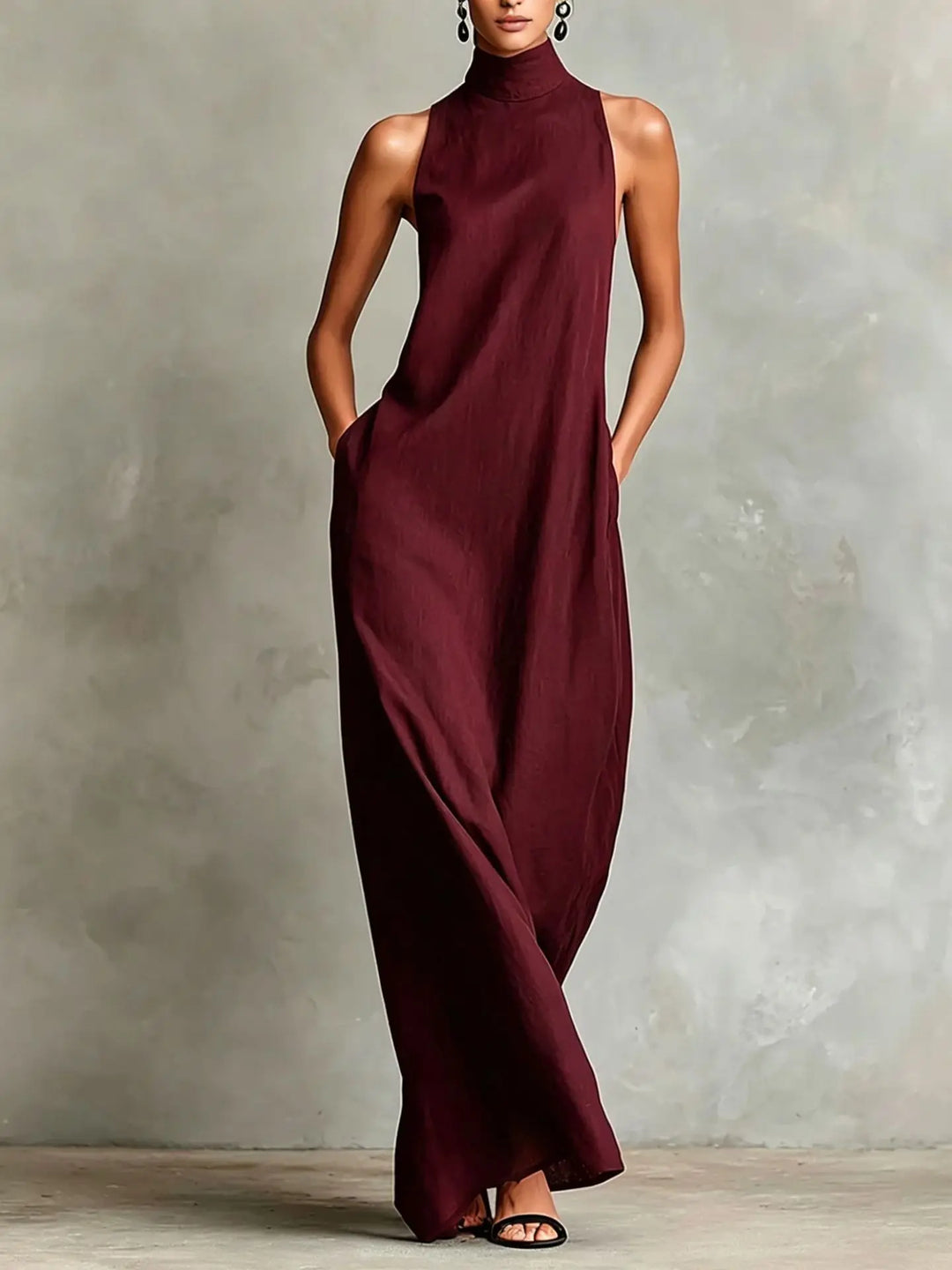 Orietta - Vestido maxi sin mangas con cuello alto