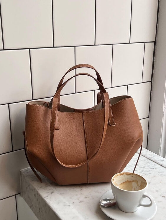 Teresa – Bolso tote con asas curvas