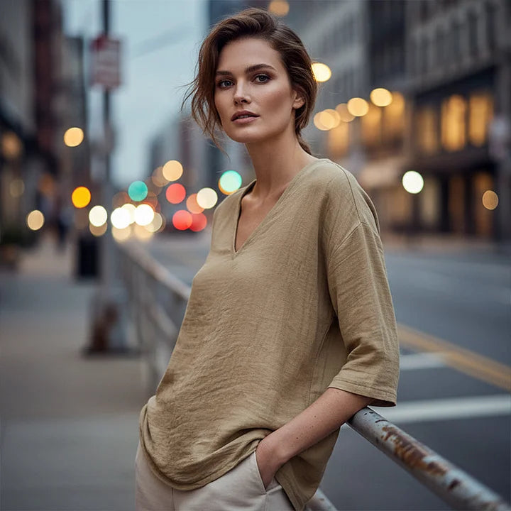 Rhianna - Blusa elegante con escote en V