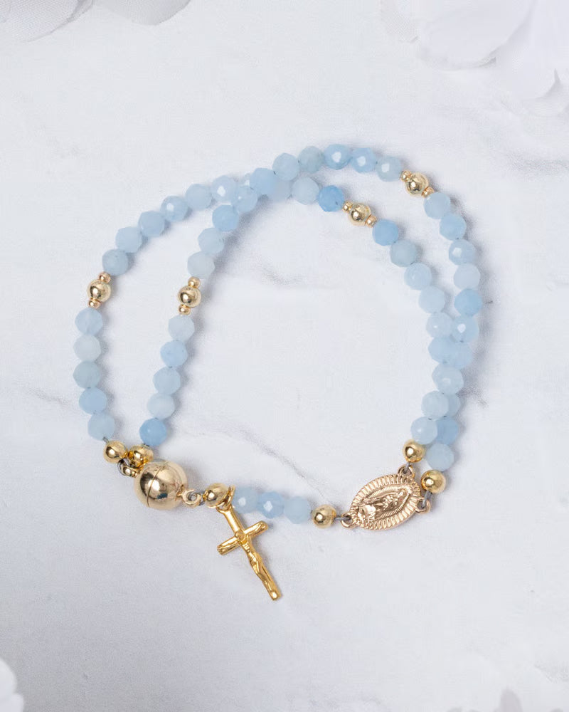 Farah - Pulsera de cuentas con cruz