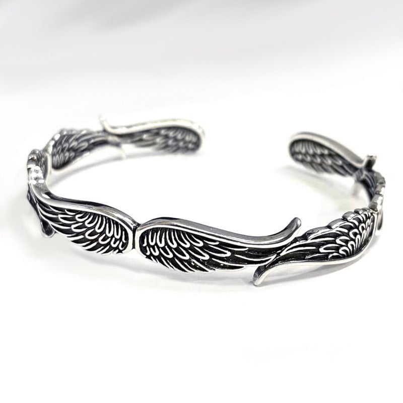 Raveya - Pulsera con ala de ángel pulida