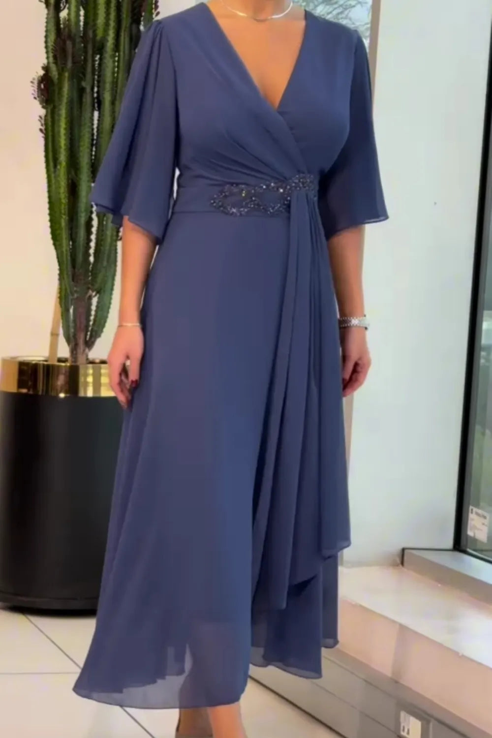 Celinette - Vestido Largo de Chiffon con Cintura de Cristal