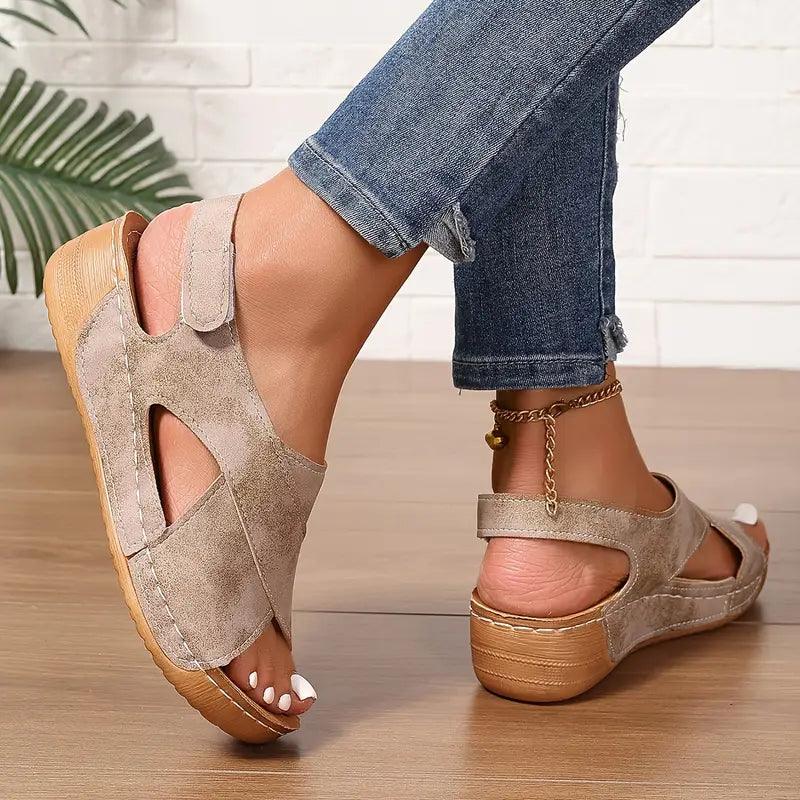 Lacey - Sandalias de confort con tiras cruzadas