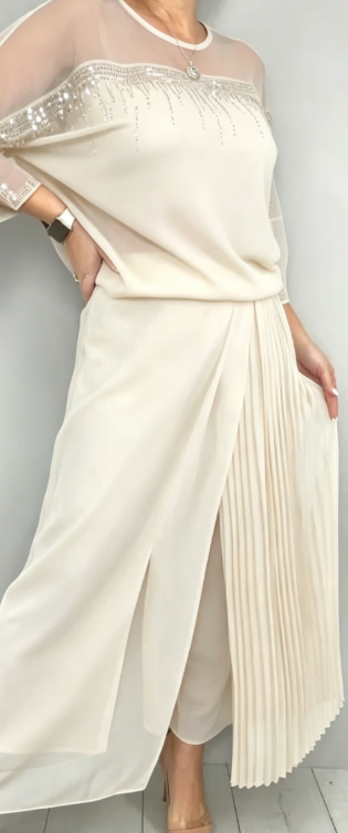 Caia - Conjunto de dos piezas con pantalón y apliques decorativos