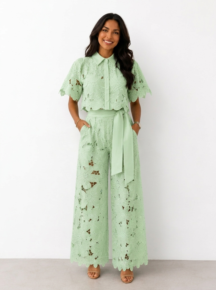 Avalina - Conjunto de blusa y pantalón de tacto suave