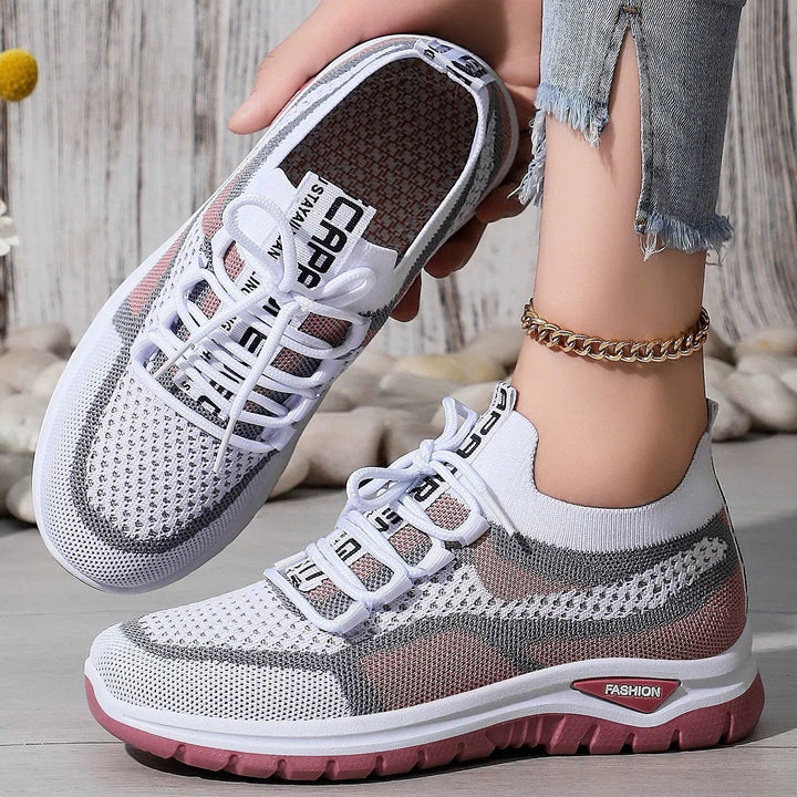 Xarae - Tenis para correr ligeros con amortiguación y agujetas