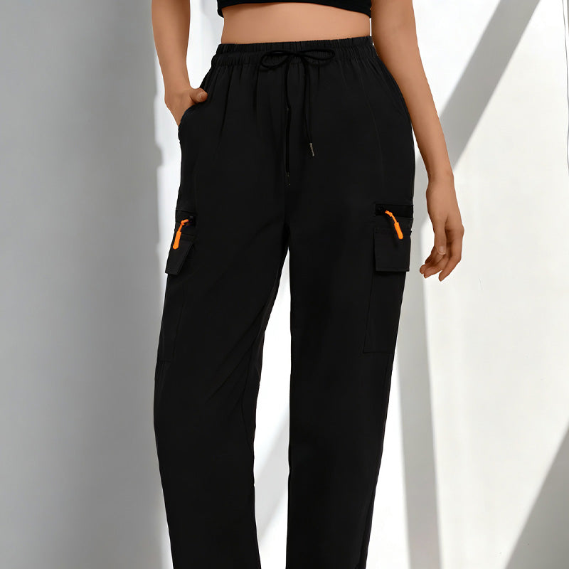 Becca - Pantalón cargo con cinta ajustable