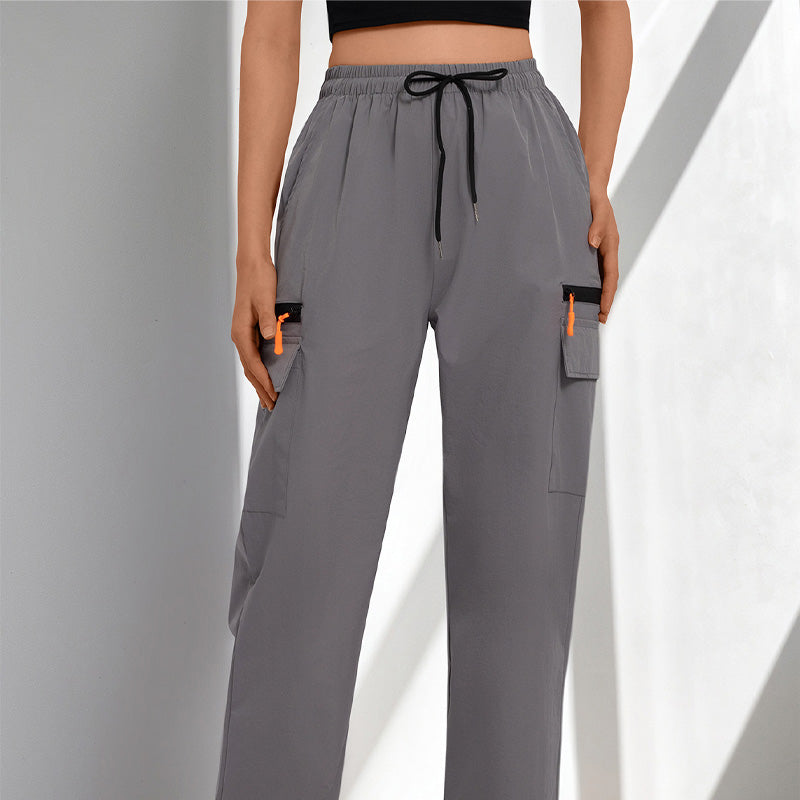 Becca - Pantalón cargo con cinta ajustable