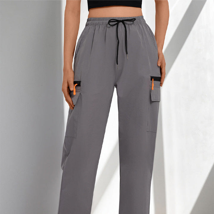 Becca - Pantalón cargo con cinta ajustable