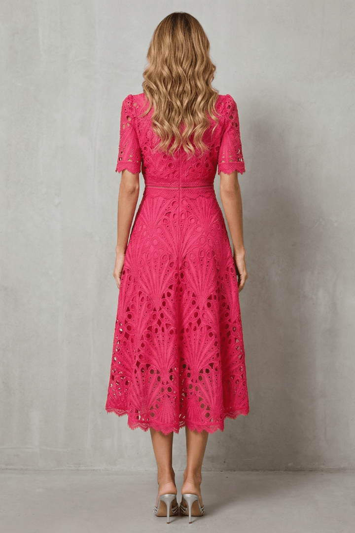 Amaline - Vestido midi de corte A delicado